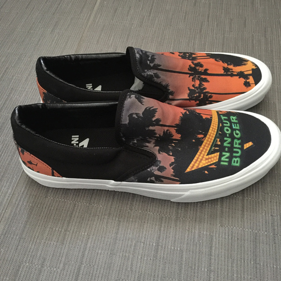 In N Out Burger Sneakers Deck Board Shoes Size 12 - Picture 2 of 3
